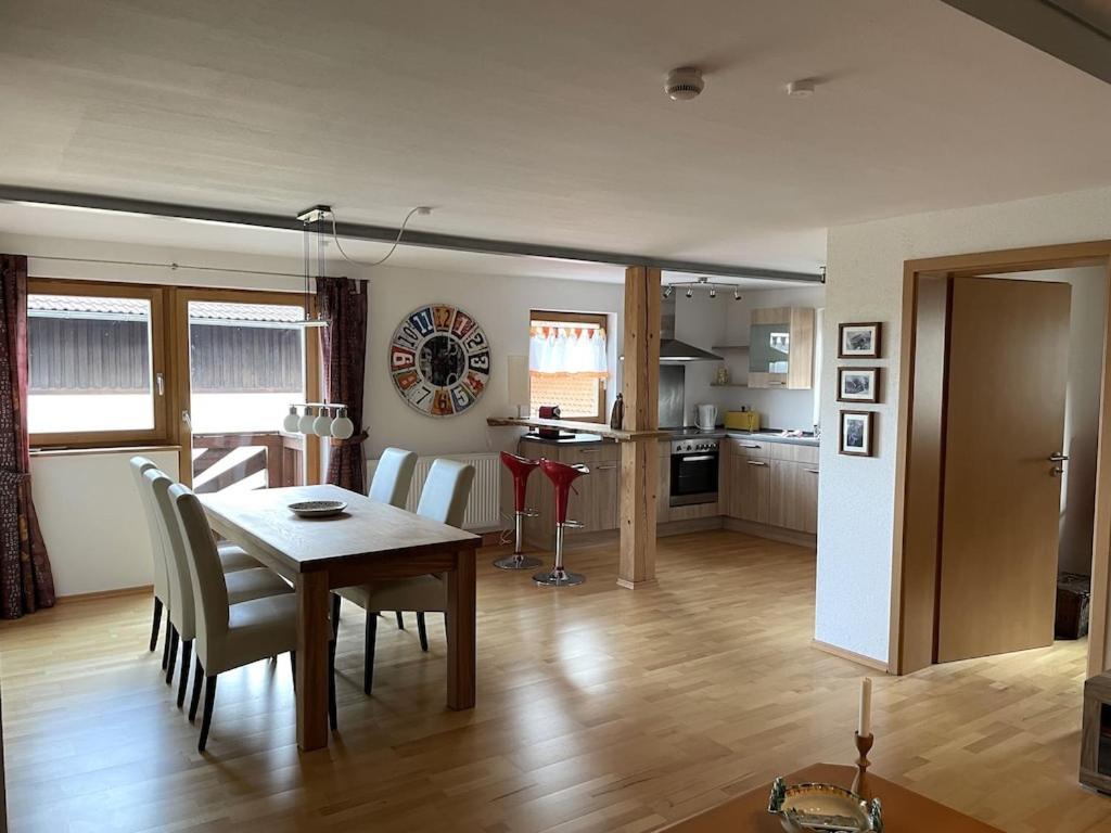 Ferienwohnung Meridiana Tuntenhausen Esterno foto